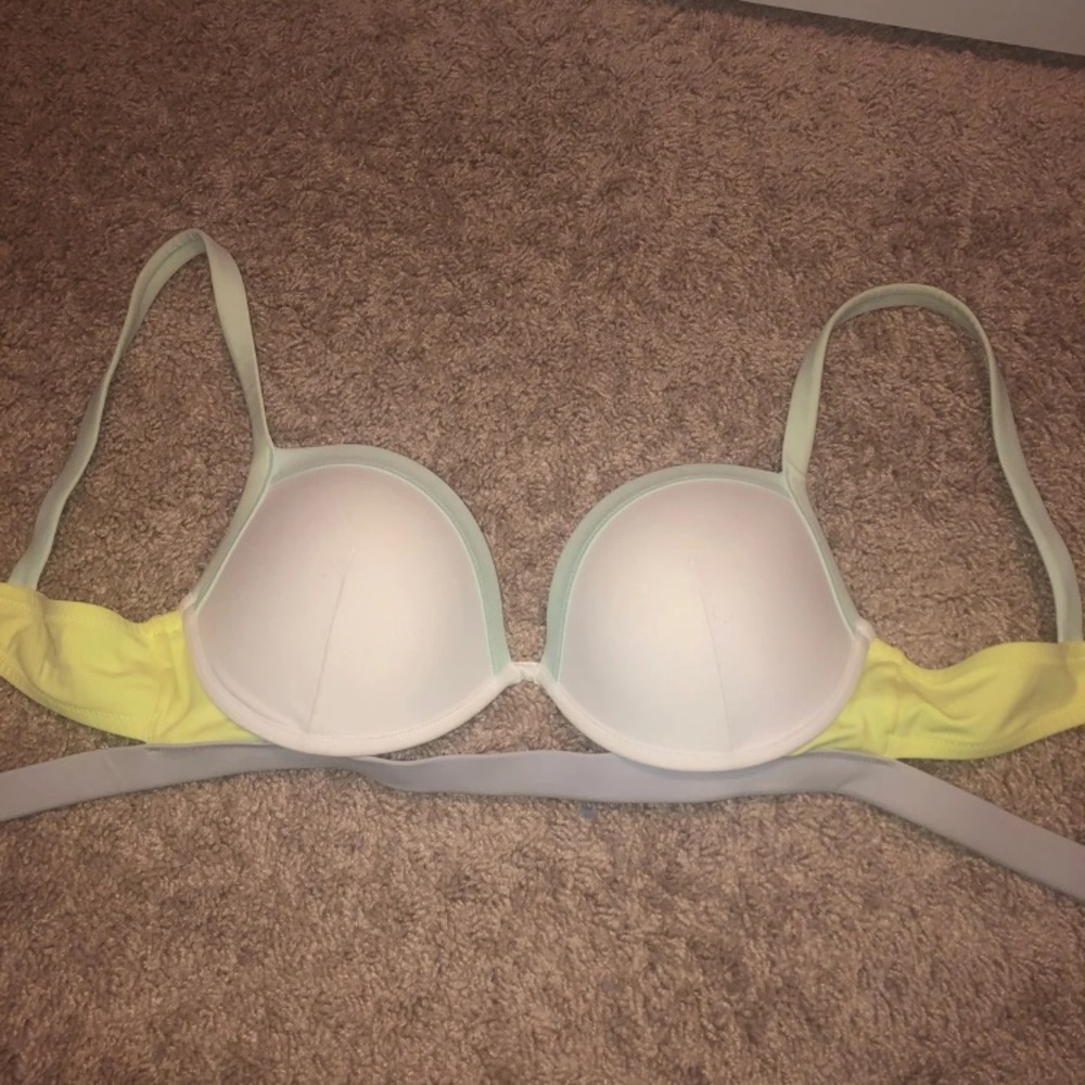 VS BIKINI TOP